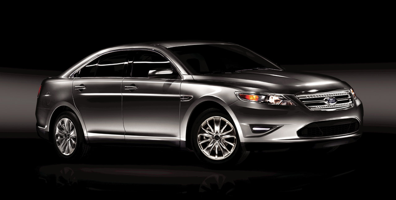 Illustration for article titled I was in a parking lot when I saw it. A new Taurus. It's HUGE!